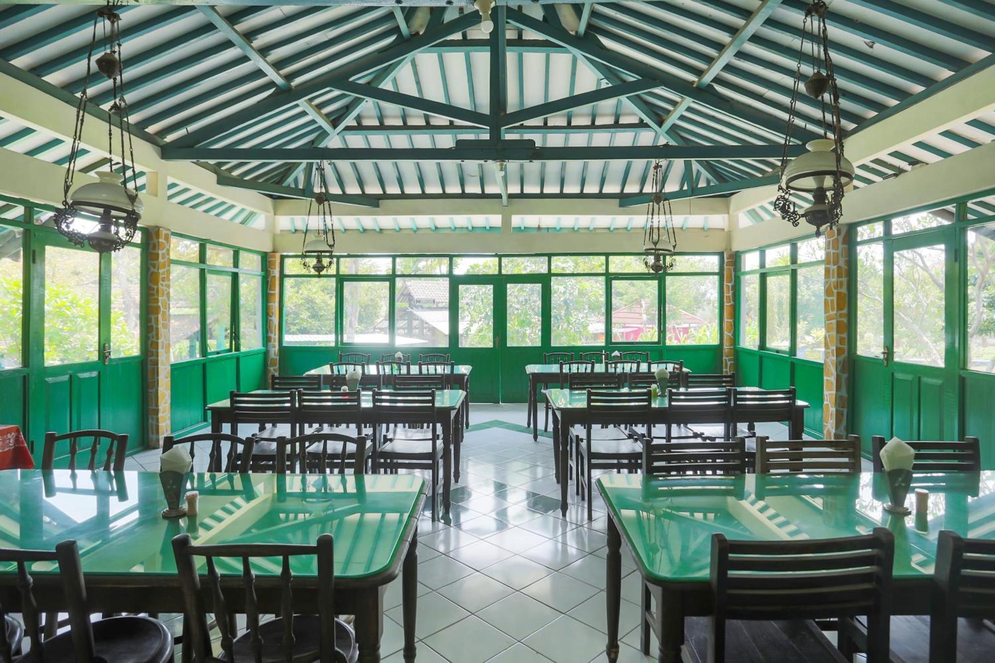 Super Oyo 1959 Penginapan Kepurun Pawana Indonesia Sleman  Exterior photo